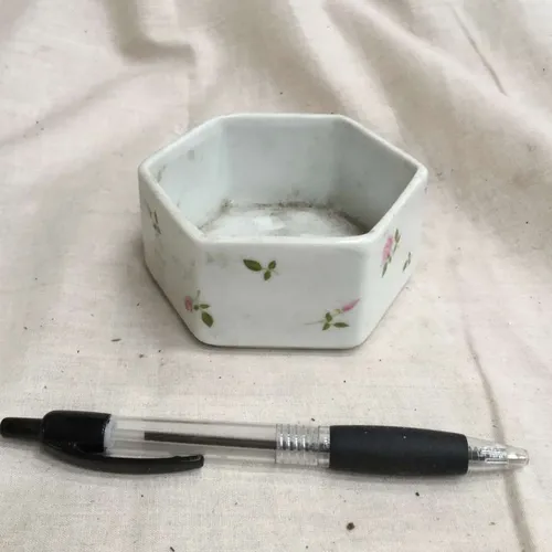 Small Hexagonal Cermaic Bowl with rose bud design