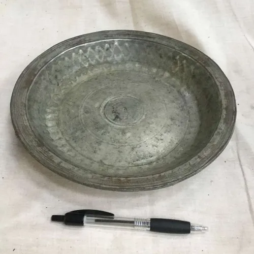 Metal platter 002