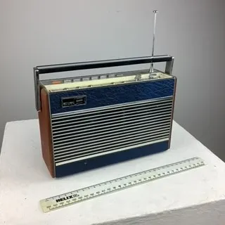 Navy Blue  Roberts  Radio