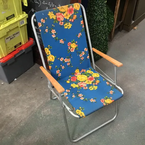 Period Blue with Floral Print Deck Chair