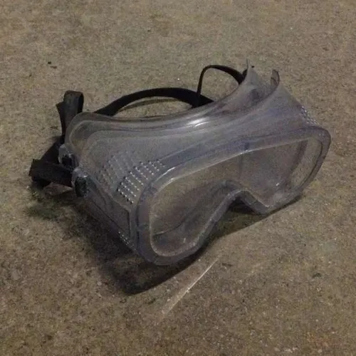 plastic safety goggle with strap
