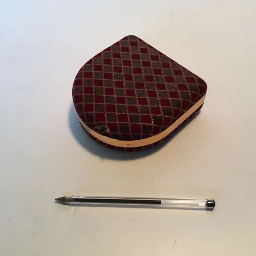 red and brown small period jewellery box with gold diamond detail w/ zip opening