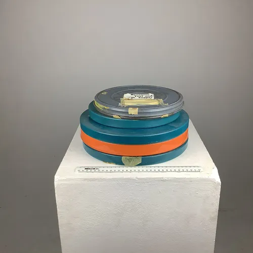 Quantity of film reels in cans