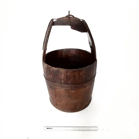 Wooden well bucket