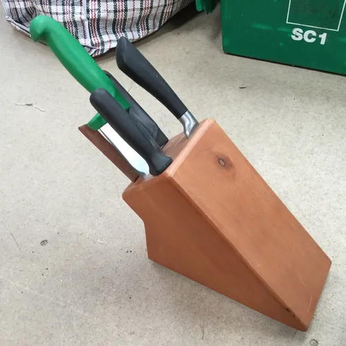 Wooden knife stand 