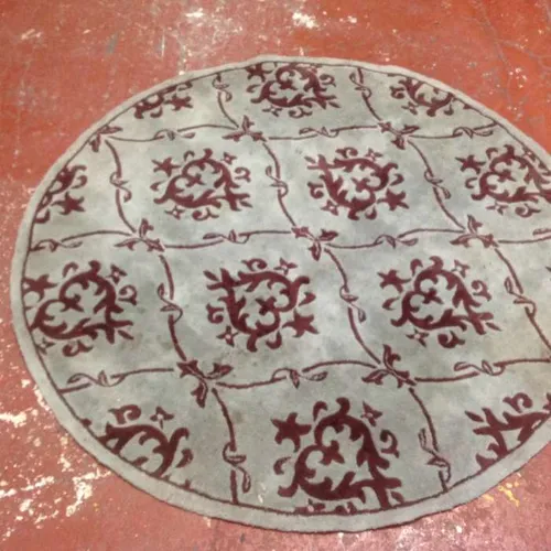 Circular Area Rug/Floor Mat in Pale Grey/Blue with Maroon Decoration