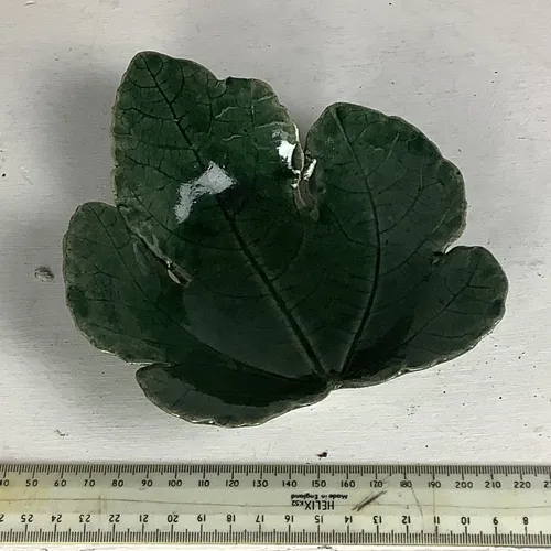 Green Leaf Shape Bowl / Ornament