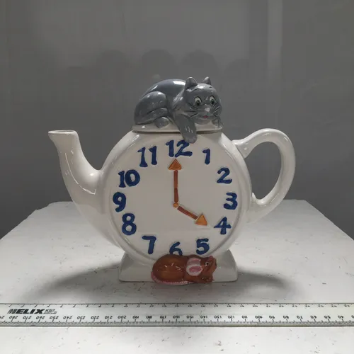 Retro Kitsch Cat & Mouse Clock Shaped Ceramic Novelty Teapot