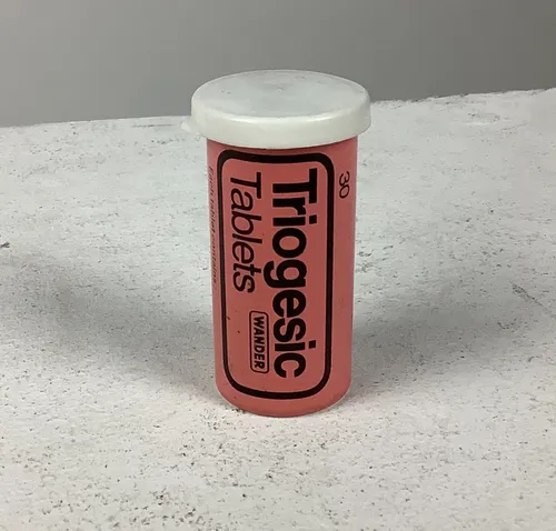 Triogesic Tablet in Pink Pill / Medicine Bottle