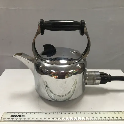 Electric kettle 1970s