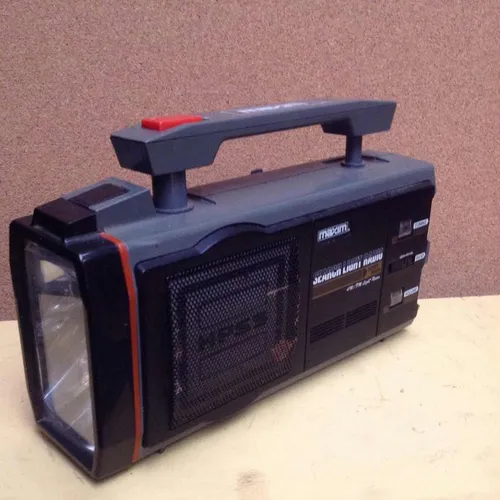 radio with torch