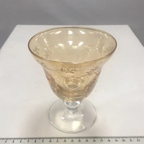 Peach coloured glass dessert bowl with clear base