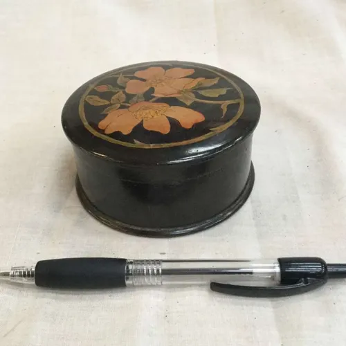 Decorative storage box