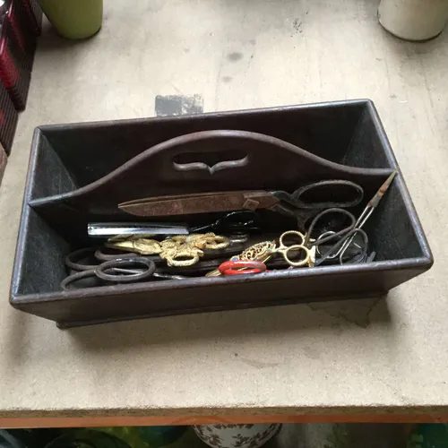 Wooden carrier box (items inside separate)