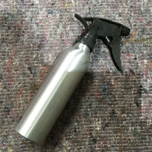 Hairdresser's spray bottle