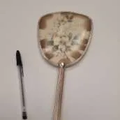 hand held mirror with flower design 1