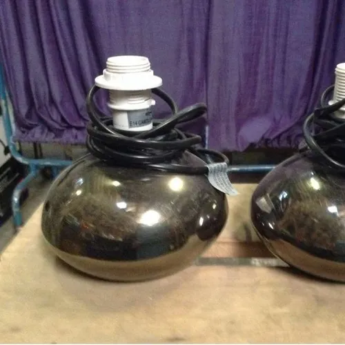 brown metallic oval table lamp base
