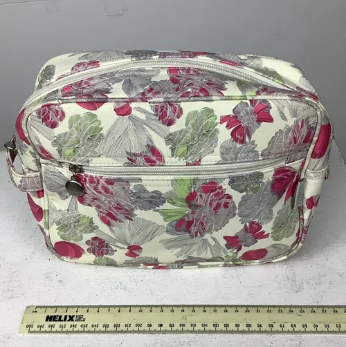 Crabtree and Evelyn Cream Pink and Green Make Up / Toiletry Bag