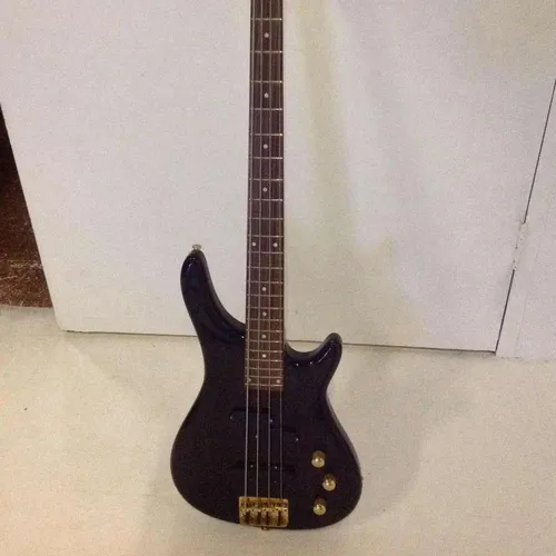 SX 301 Bass Guitar Black and Gold