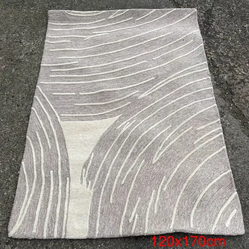 Grey / Cream Area Rug with Textured Details