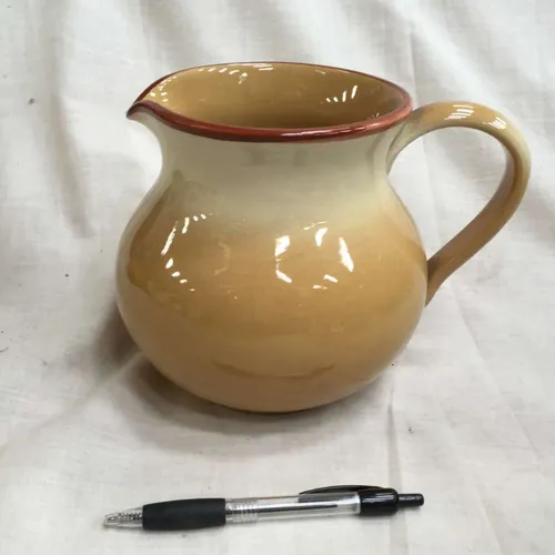 Large MammaRo Ceramic Jug