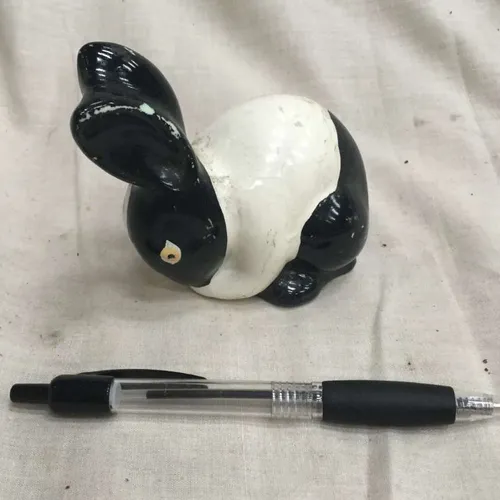 Black and white rabbit ornament 