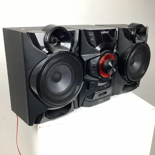 Samsung GIGA Sound Blast Speakers