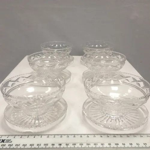 Set of 6 cut glass dessert bowl