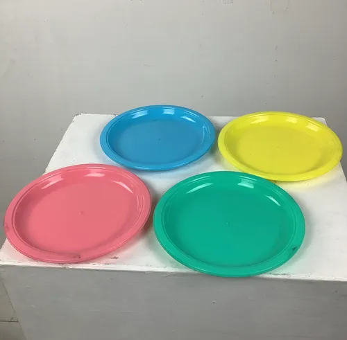 Colourful Paste Plastic Plate (4 available)