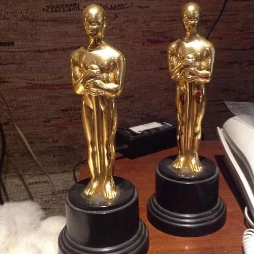 fake Oscar style statues made from plastic