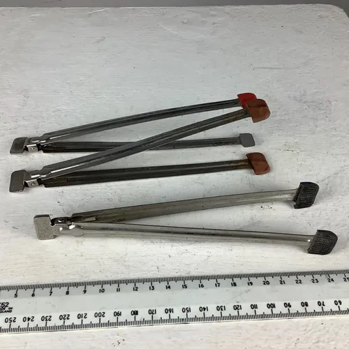 Stainless steel print tongs with rubber tip