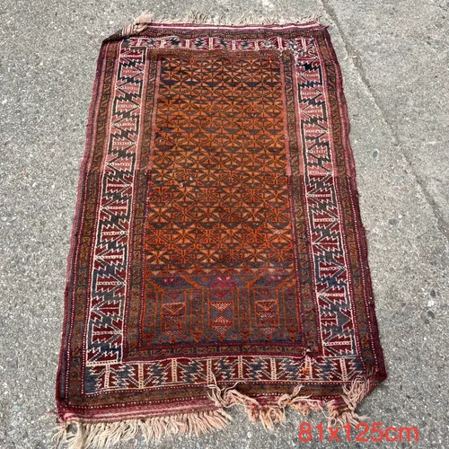 Brown/Orange/Blue Area Rug with Aztec-Style Design and Cream Fringing