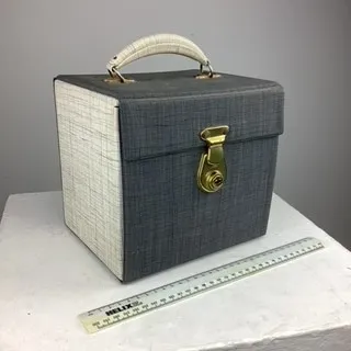 Period 80's Grey Fabric 7