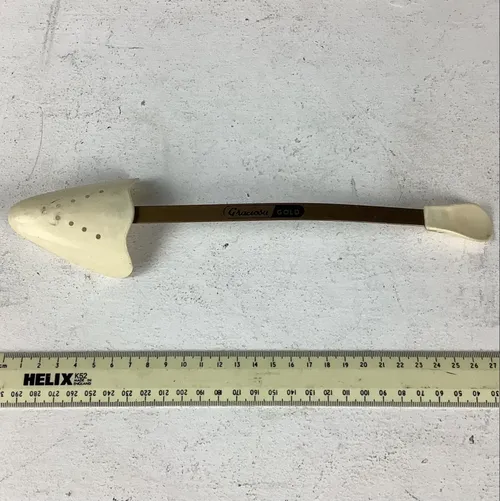 Period Cream Graciosa Shoe Horn