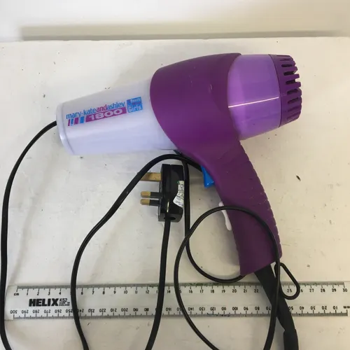 Purple/pink Hairdryer contemporary