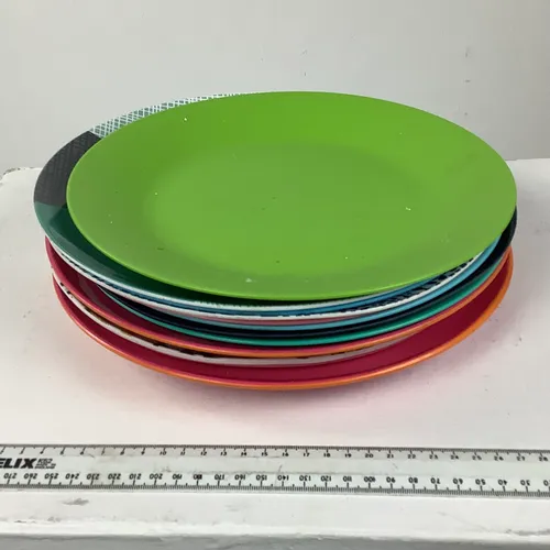 Various Plastic Dinner Plates