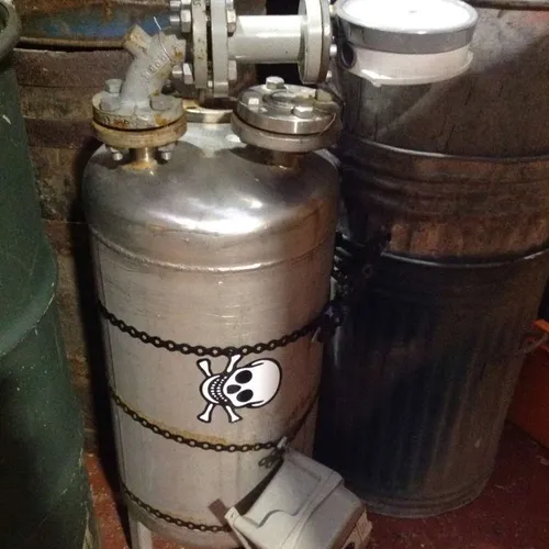 metal tank / canister
