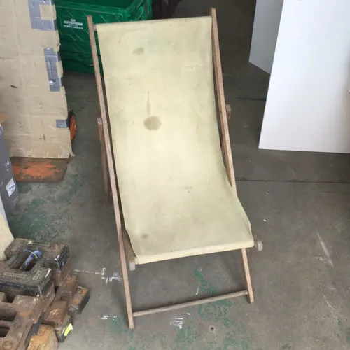 Period Beige Canvas Slingback Deck Chair