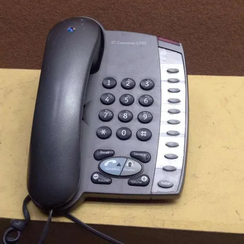 BT Converse 1200 black corded push button telephone