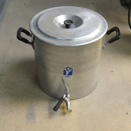 Leeds caterware hot water urn