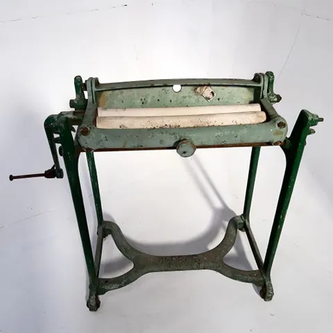 Period Ewbank Cast Iron Green Mangle