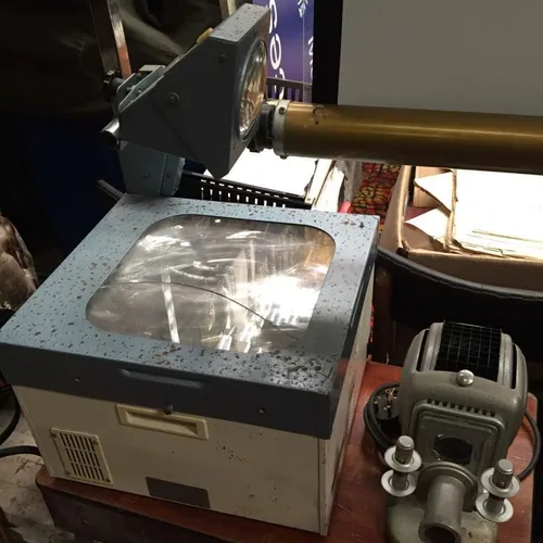 grey metal Elite overhead projector 1960s