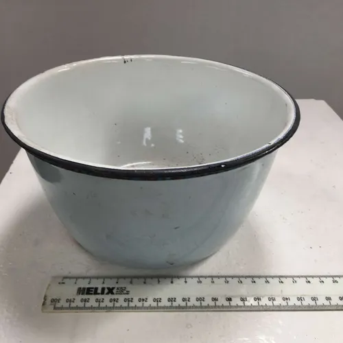 White with Black Trim Enamel Deep Pie Dish / Mixing Bowl