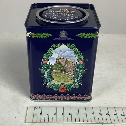 The Queens Silver Jubilee Money Tin / Box