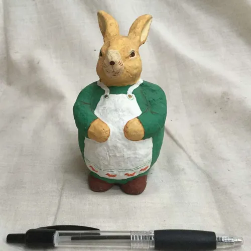 Rabbit/Hare in apron ornament