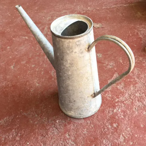 watering can
