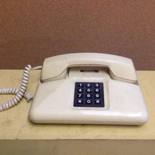 beige Dialatron Phonanza 1 corded push button telephone