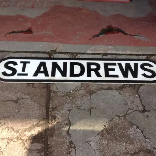 St Andrews sign