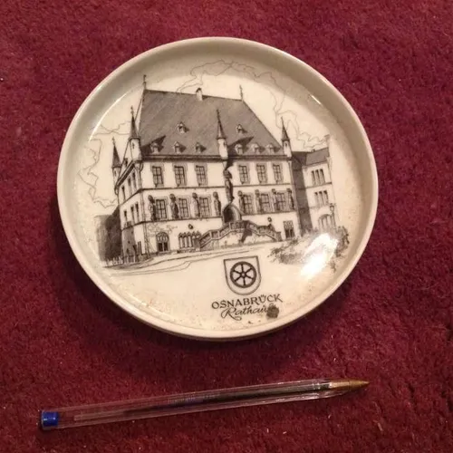 Ceramic souvenir ashtray (Rathaus Osnabrück)