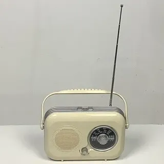 Small Cream Radio